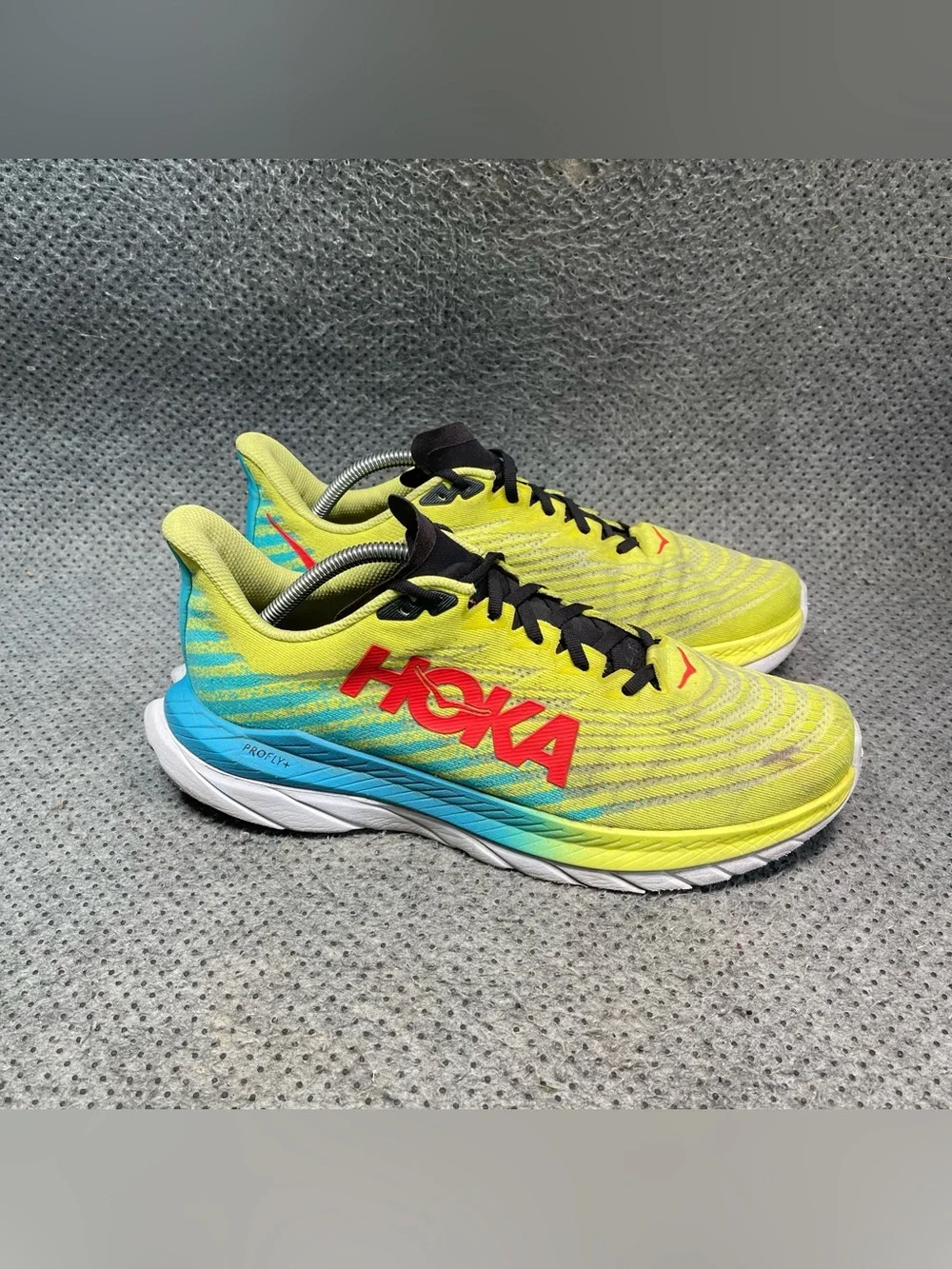 Hoka One One Mach 5 Yellow Running Shoes Size 11 Men’s
